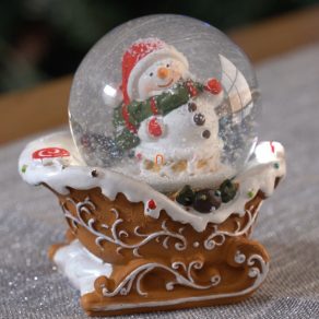 Glob de zăpadă de Crăciun - om de zăpadă cu sanie, 7 cm