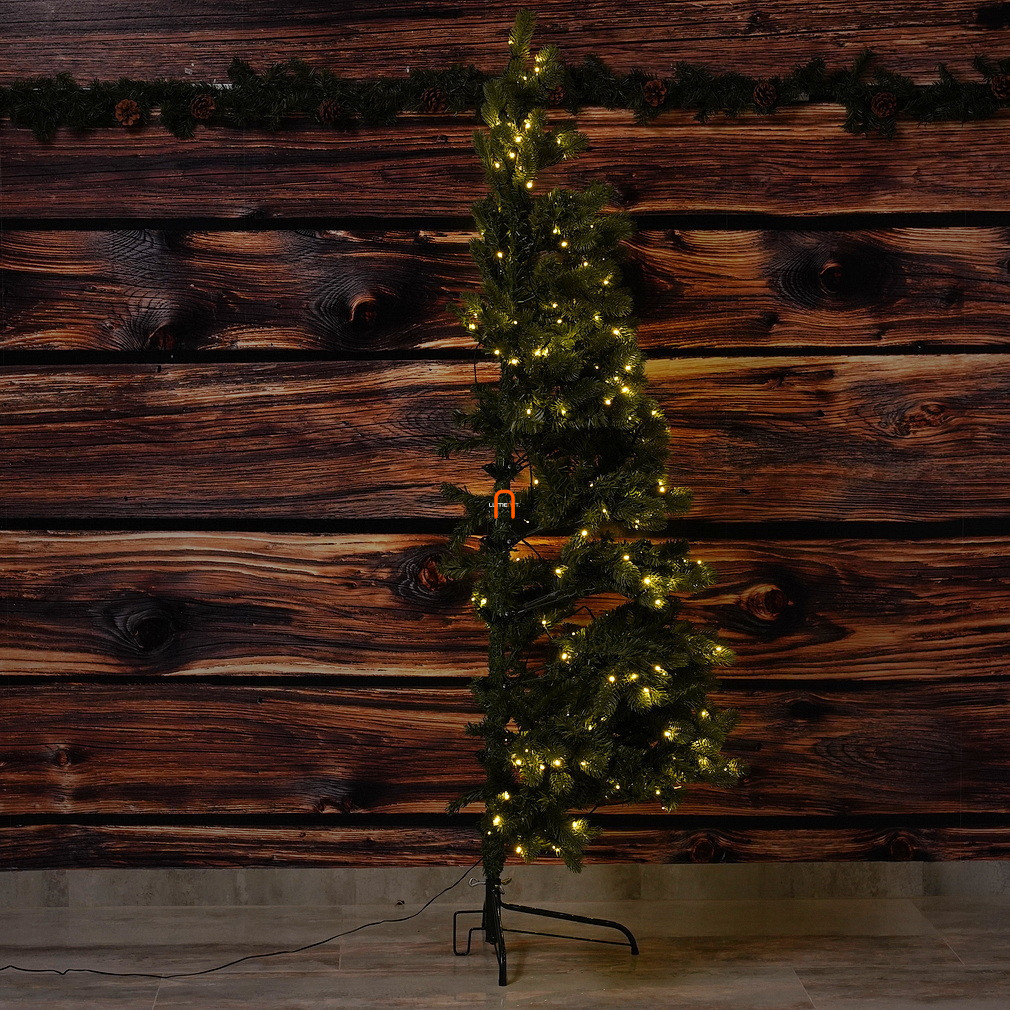 Brad artificial pentru interior cu iluminare LED alb cald, pe o jumătate (180 cm, 240 LED)