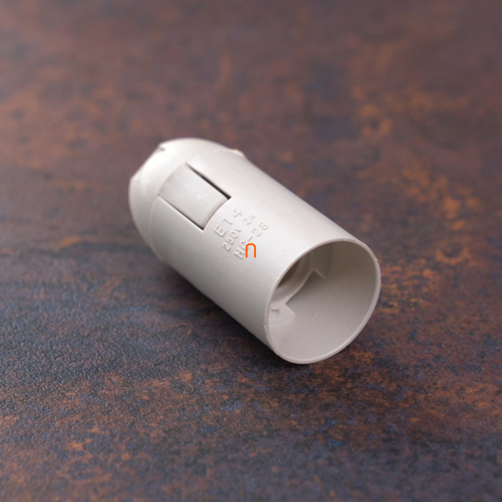 E14 soclu alb, plastic (F 14-301 M) DEL018