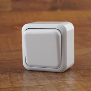   Întrerupător bipolar Stilo Forte pentru montare pe suprafață 102 alb 10A - STI272