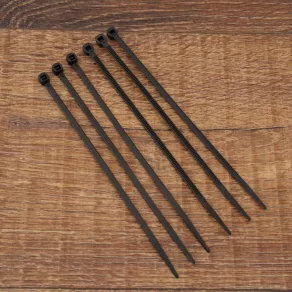 Sistem de prindere a cablurilor Stilo 150x3,5 negru - STI425