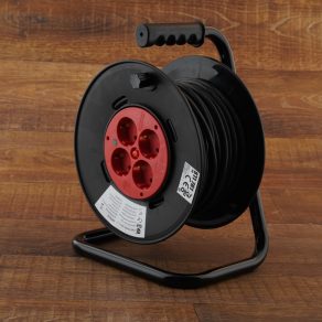   Stilo Tambur de cablu din plastic cu 2 poli și suport metalic, 20 m. Cu cablu MT 3x1,5 mm² - STI781