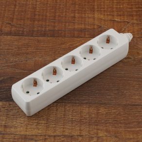   Priză multiplă Stilo cu 5 prize, obturator de siguranță wireless (GYV) - STI951