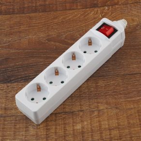   Priză multiplă Stilo, 4 prize, fără fir, cu întrerupător, (GYV) obturator de siguranță - STI953