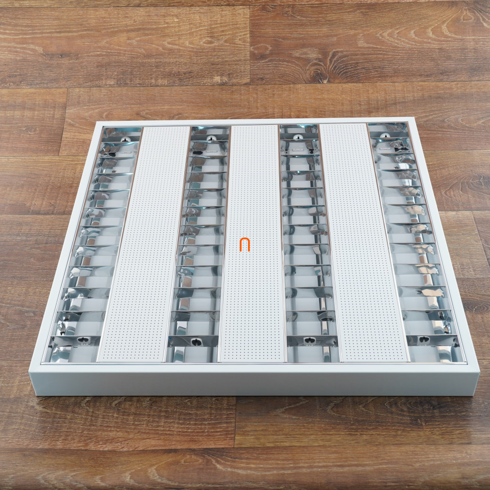 Lumină exterior cu grilaj oglindă / încastrată 4x14W T5 cu EVG DP oglindă PHILIPS cu pre-reacție Smihe DEL1164