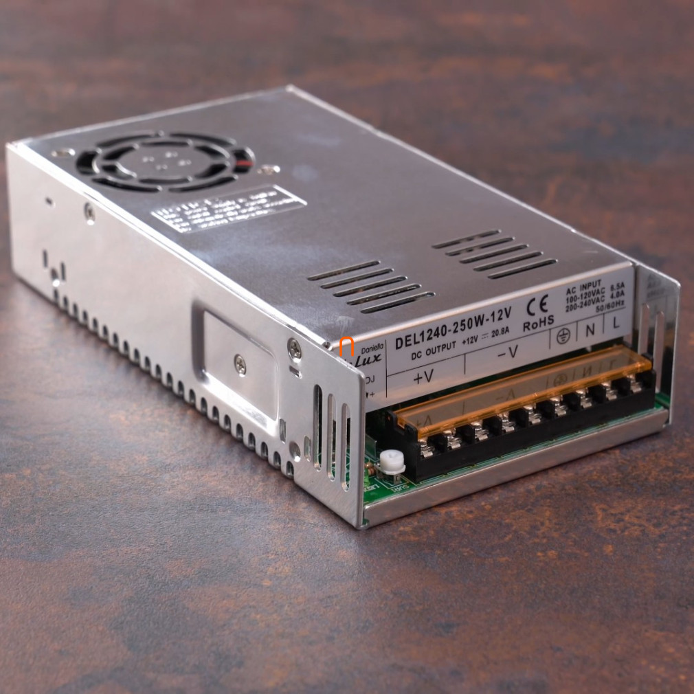 Sursă de alimentare LED 250W 12V 20,83A IP20 cu ventilator DEL1240