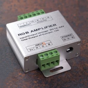   Amplificator RF pentru bandă LED 144 W (12 Vcc), 288 W (24 Vcc), 4 A*3 canale, 433,92 MHz, IP20, DEL1298