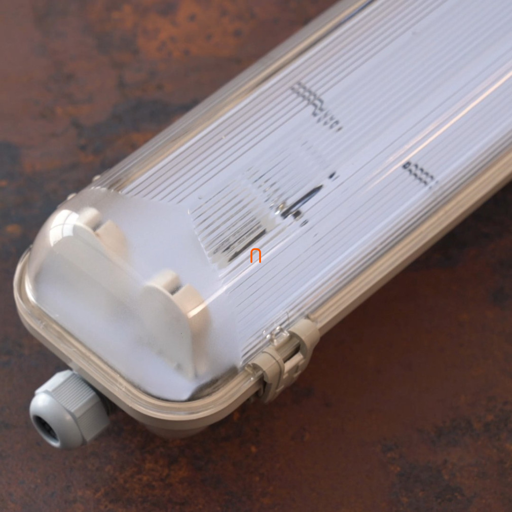LED Corp de iluminat gol, fără praf și abur, dimensiune 2x58W, montat pe tub LED, cu difuzor din PC, IP65 - deLux DEL1611