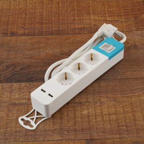   Priză multiplă Stilo cu 3 prize, cablu de 1,5 m, întrerupător - STI1627