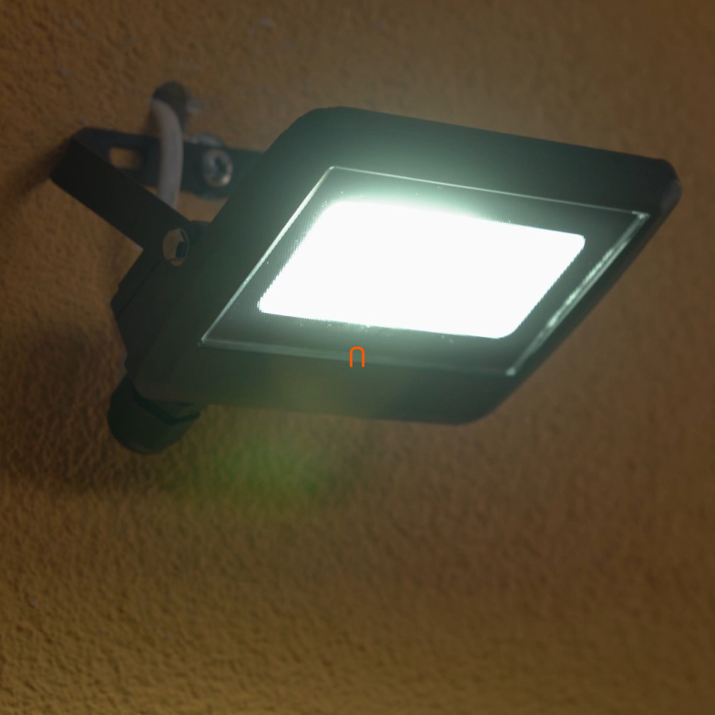 Reflector LED 20W cu clemă, difuzor 4000K 1600lm IP65 120 grade SMD, plat, negru - deLux DEL1633