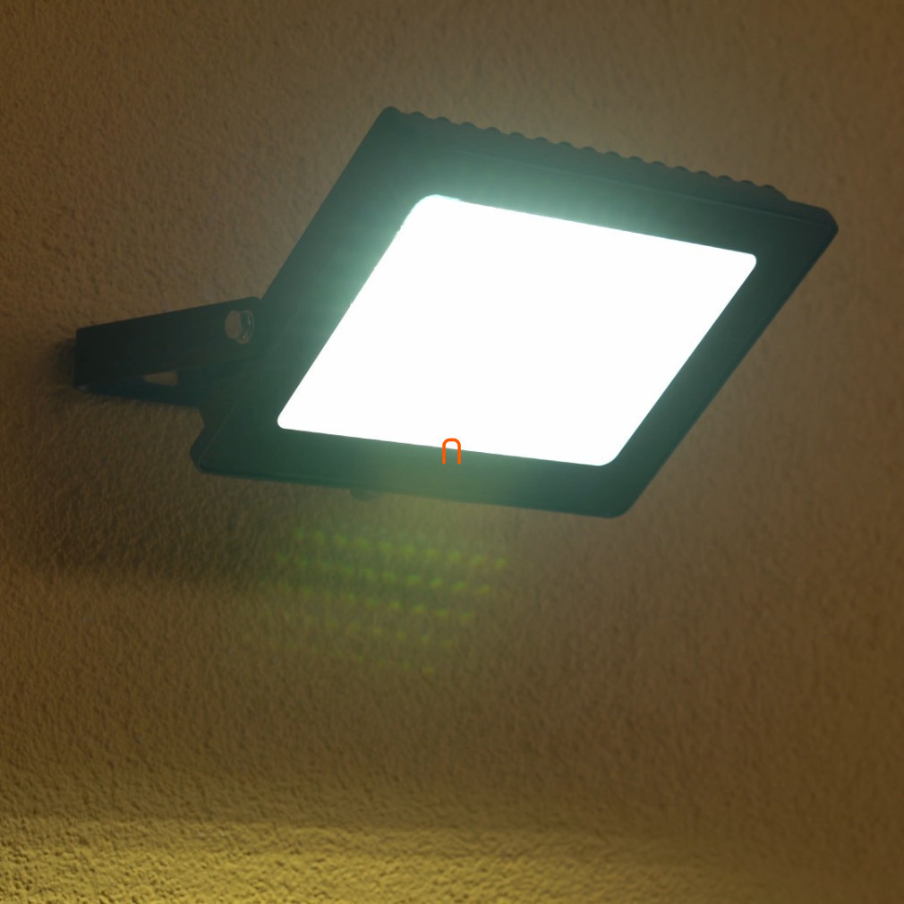Reflector LED 50W 4000lm 4000K 200-240VAC IP65 120 grade 75x SMD2835 LED plat negru 190*151,5*27mm, aluminiu - Slim deLux DEL1717