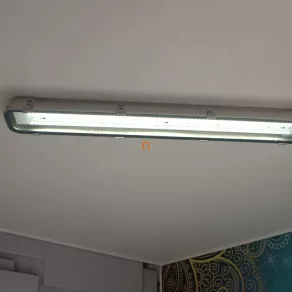   Corp de iluminat LED rezistent la praf și umiditate 46W 5660lm 4000K IP65 1310mm