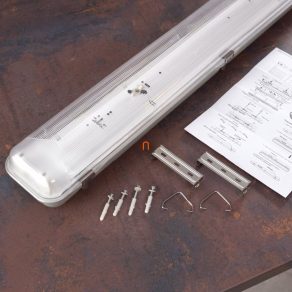   Corp de iluminat rezistent la praf și vapori pentru 2 tuburi LED T8 IP65 1574 mm