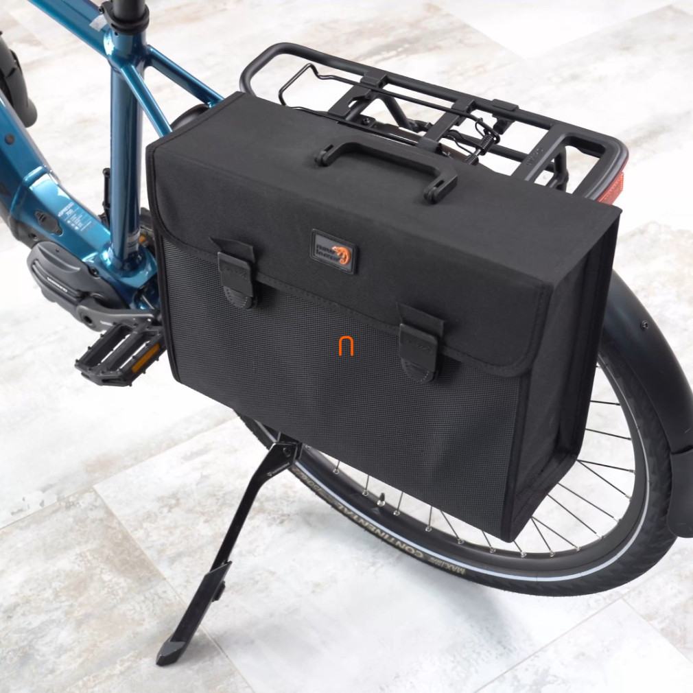 Geantă laterală pentru bicicletă, neagră, 20L 41x30x16 cm (Basic)