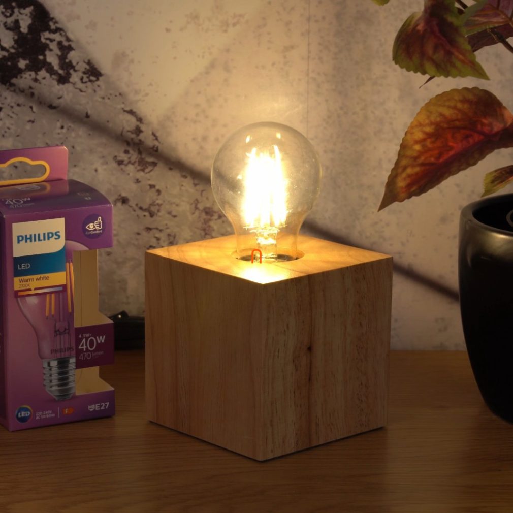 Philips E27 LED 4,3W 470lm 2700K alb cald - înlocuiește becul de 40W