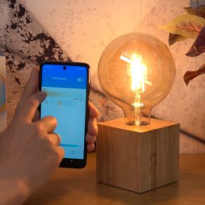 WiZ Wi-Fi G120 E27 LED 7W 640lm CRI90 2000-5000K