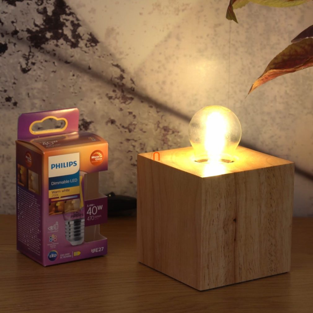 Philips E27 LED bulb 3,4W 470lm extra cald alb - înlocuiește becul de 40W (Calssic WarmGlow)