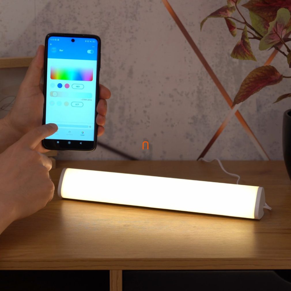 WiZ Linear Light 6W 400lm RGBW iluminat pentru mobilă, alb