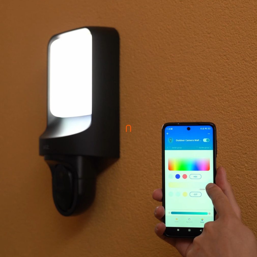 WiZ lampă LED inteligentă de exterior cu cameră, 2700 K