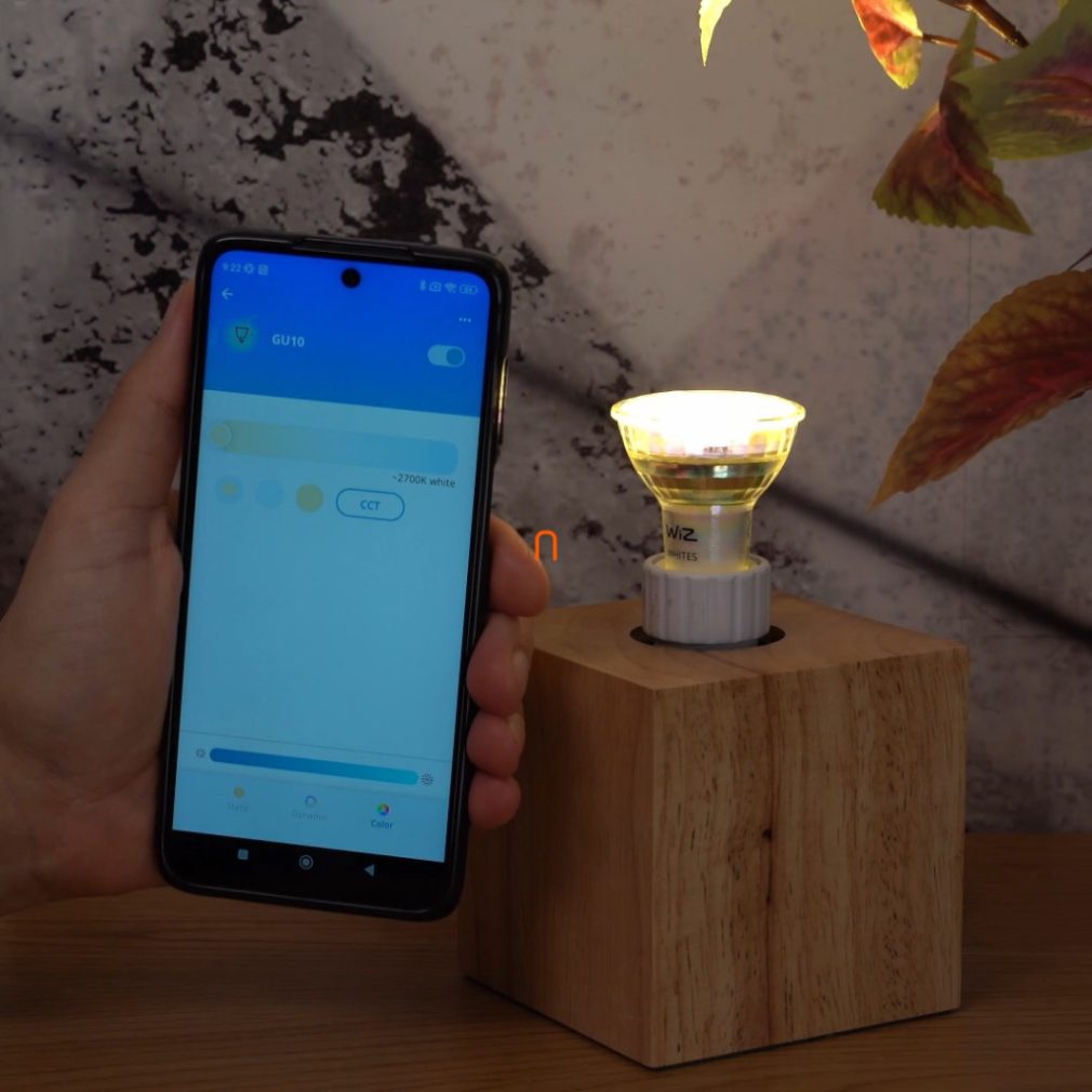WiZ inteligent GU10 LED 2700-6500K, înlocuiește becul de 50W