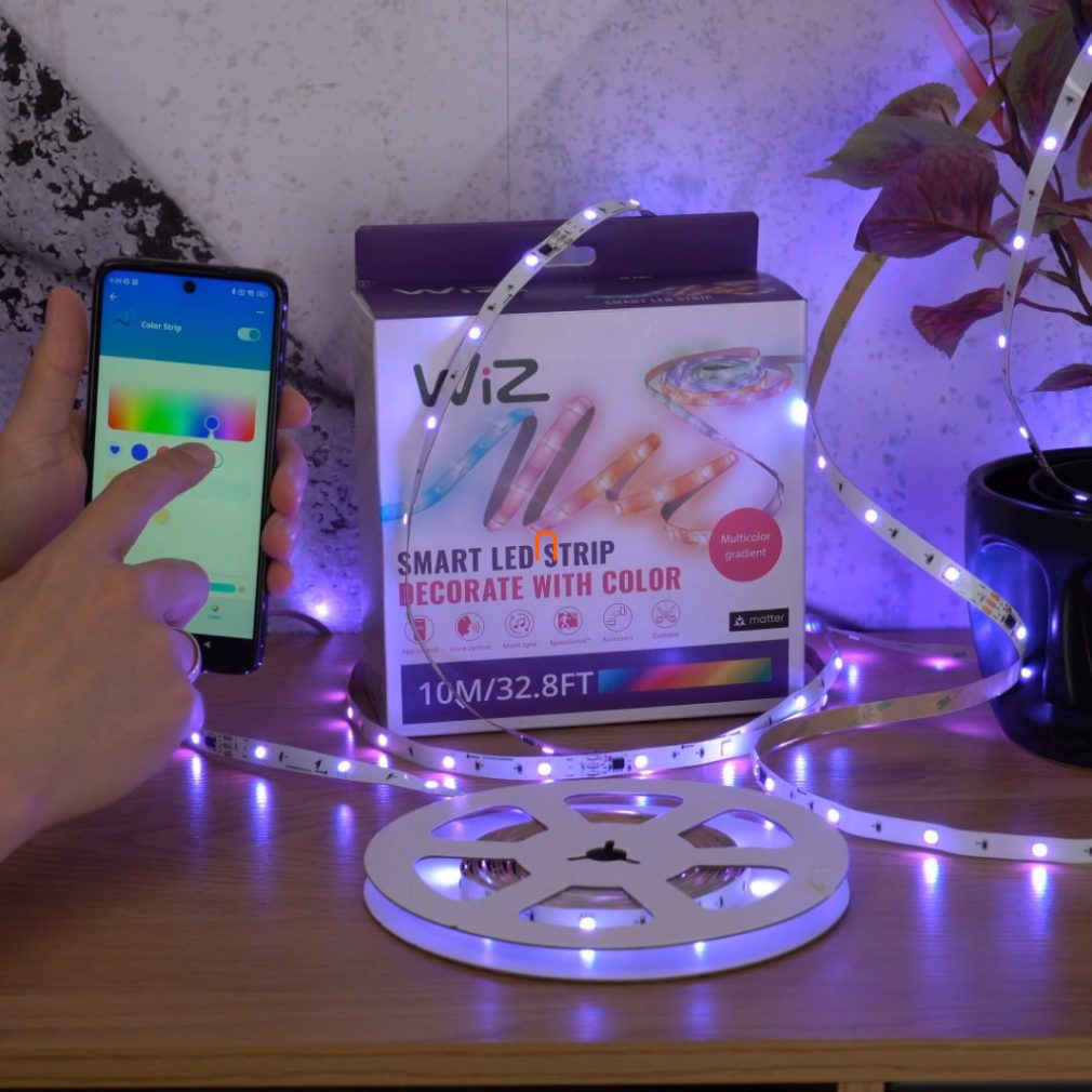 WiZ bandă LED inteligentă, 10 m (RGBIC)