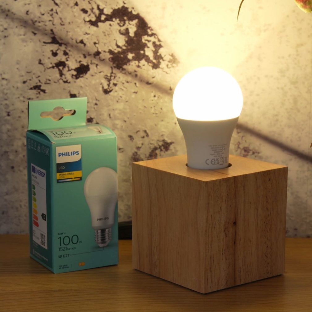 Philips E27 LED 13W 1521lm, alb cald - înlocuiește becul incandescent de 100 W