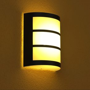   Lampă LED Philips pentru exterior, lumină albă caldă (Python)