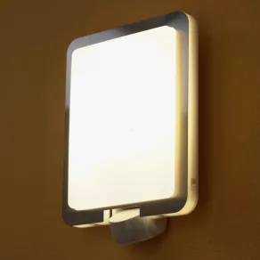   Lampă de perete pentru exterior cu senzor de mișcare, culoare alb-argintiu - Mussotto Eglo 97218
