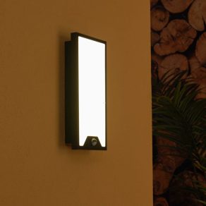   Lampă LED de exterior pentru montare pe perete, cu senzor de mișcare, design plat - Casazza Eglo 99521